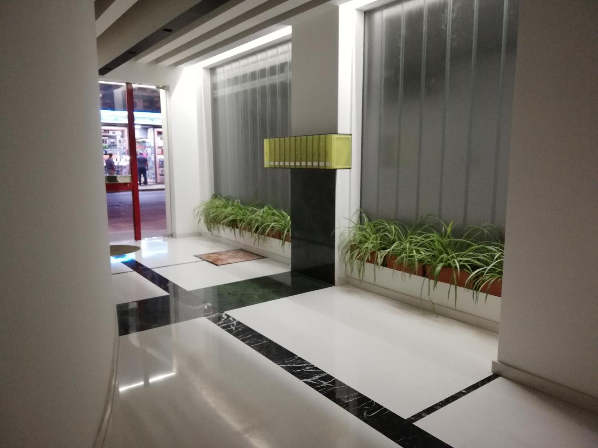 Central Modern Studio Bari Exterior foto