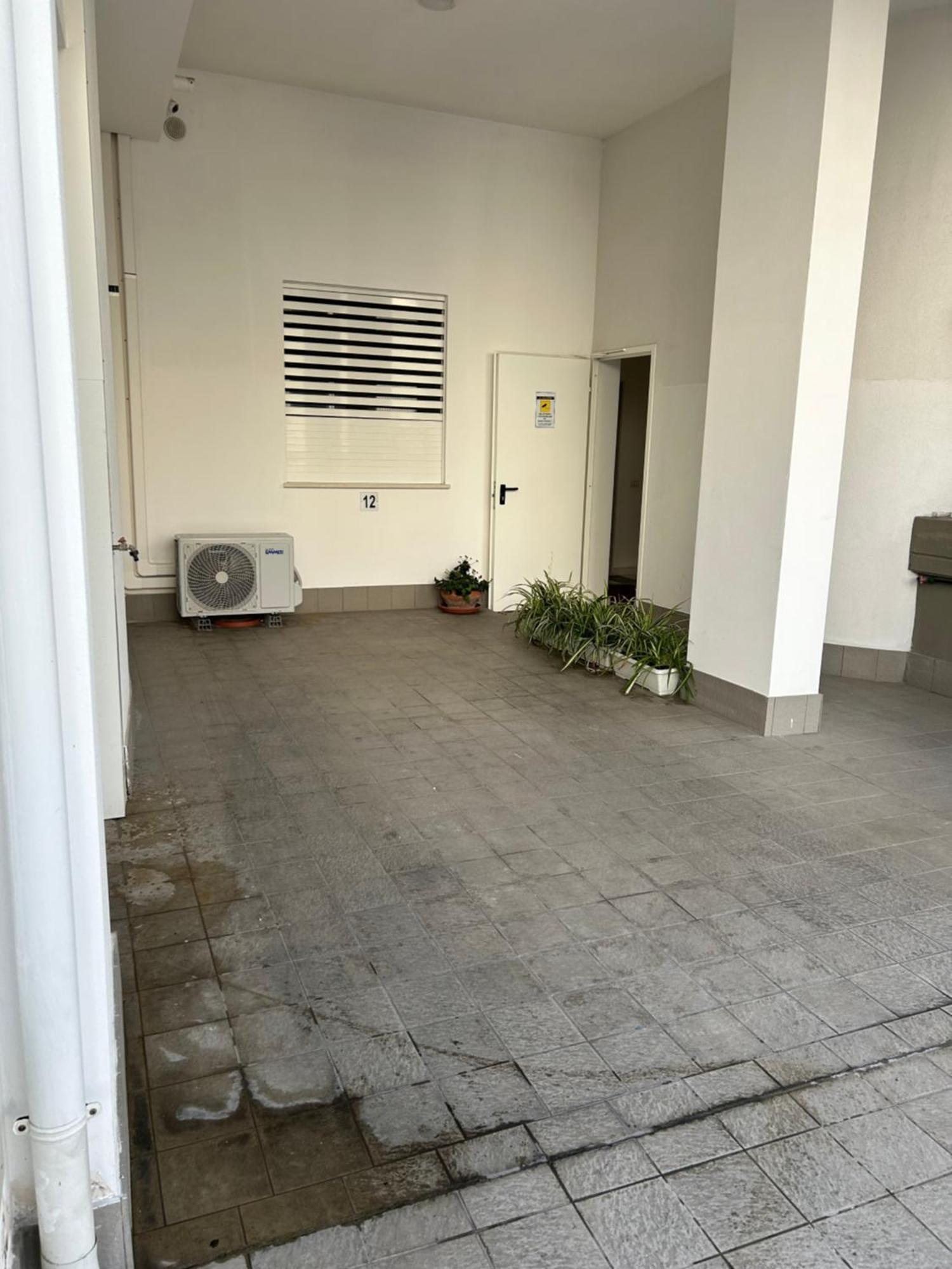 Central Modern Studio Bari Exterior foto