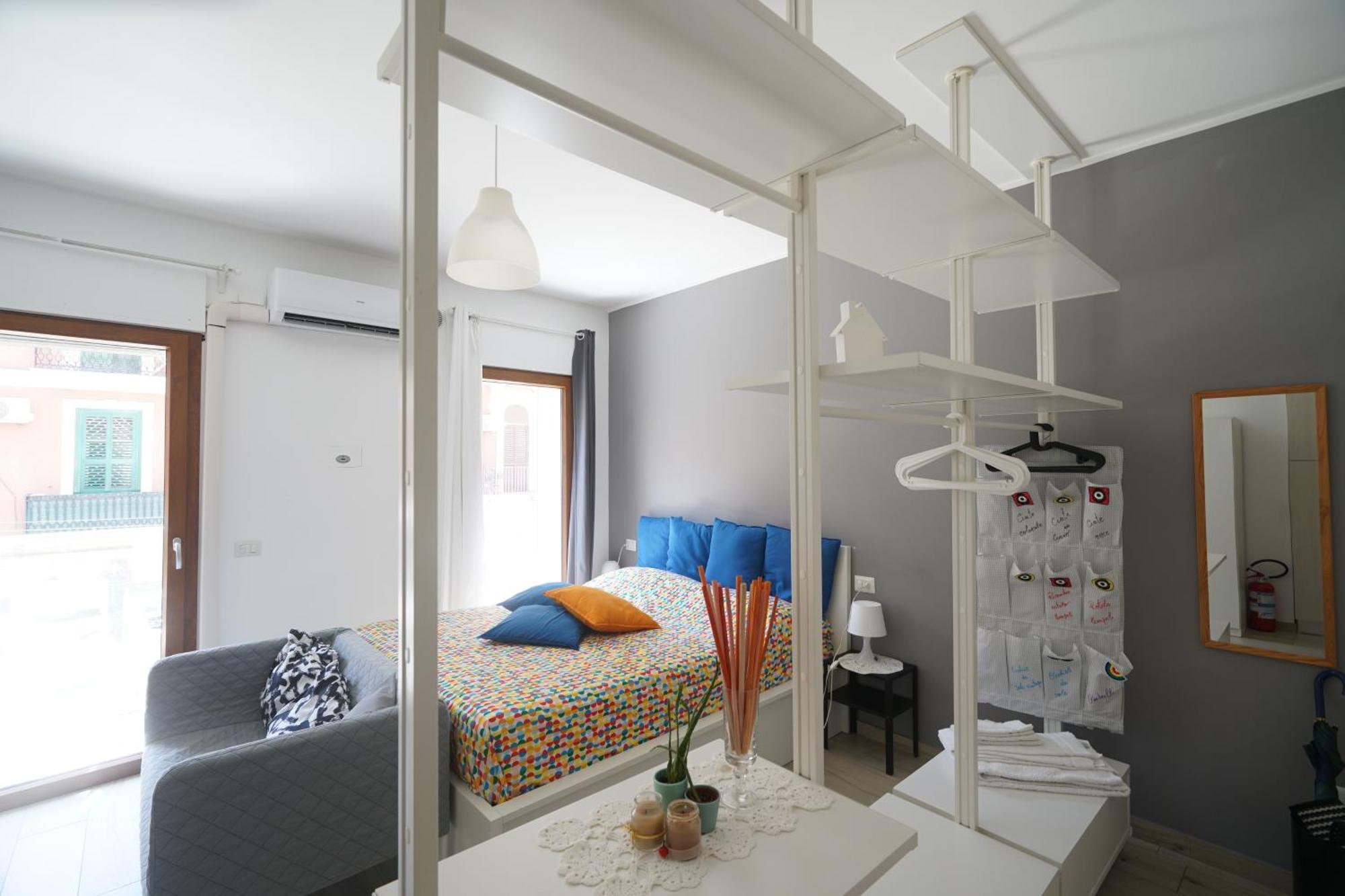 Central Modern Studio Bari Exterior foto